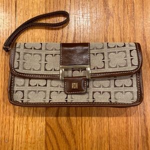 Vintage Liz Claiborne wristlet/clutch